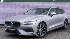 Grijs Nieuw 2025 Volvo V60 Stationwagen | € 57.523 (Eerlijke prijs)