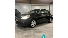 Gebruikt 2008 Renault Clio II Expression Hatchback | € 1.899 (Eerlijke prijs)