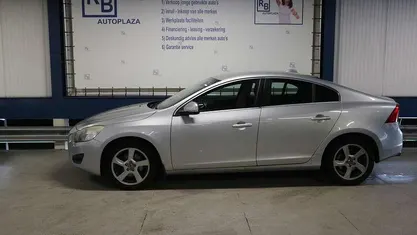 Occasion Volvo S60 R-Design 150 PK (110 kW) 2011 Grijs Sedan