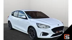 Wit Gebruikt 2022 Ford Focus ST-Line Hatchback | € 19.990 (Eerlijke prijs)