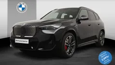 Zwart Gebruikt 2025 BMW iX1 M Sport SUV | € 48.900 (Eerlijke prijs)