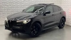 Zwart Gebruikt 2018 Alfa Romeo Stelvio SUV | € 32.249 (Eerlijke prijs)
