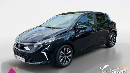 Artic white Nieuw 2025 Mitsubishi Colt Intense Hatchback | € 26.095 (Eerlijke prijs)