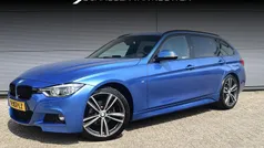 Blauw Gebruikt 2018 BMW 320 Executive Stationwagen | € 21.945 (Eerlijke prijs)
