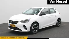 Wit Gebruikt 2023 Opel Corsa-e Elegance Hatchback | € 18.740 (Eerlijke prijs)