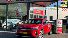 Rood Gebruikt 2020 Kia Stonic SUV | € 14.895 (Eerlijke prijs)