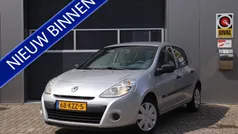 Grijs Gebruikt 2010 Renault Clio II Hatchback | € 2.500 (Eerlijke prijs)