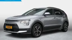 Grijs Gebruikt 2022 Kia Niro SUV | € 27.890 (Eerlijke prijs)