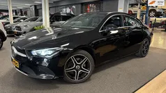 Zwart Gebruikt 2022 Mercedes CLA250e Advantage Sedan | € 31.750 (Eerlijke prijs)