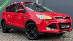 Rood Gebruikt 2014 Ford Kuga Titanium SUV | € 10.950 (Goede deal)