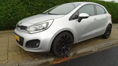 Grijs Gebruikt 2011 Kia Rio Hatchback | € 4.450 (Eerlijke prijs)