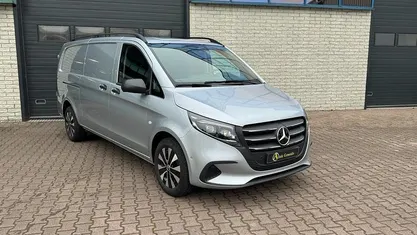 Zilver Occasion 2024 Mercedes Vito Van | € 53.500 (Eerlijke prijs)