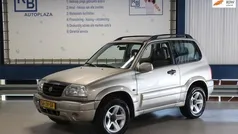 Beige Gebruikt 2002 Suzuki Grand Vitara SUV | € 5.500 (Eerlijke prijs)