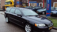 Zwart, metallic lak Gebruikt 2006 Volvo V70 Stationwagen | € 1.450 (Eerlijke prijs)