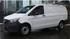 Wit Gebruikt 2023 Mercedes Vito MPV | € 27.945 (Eerlijke prijs)