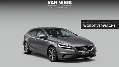 Occasion 2016 Volvo V40 R-Design Hatchback | € 13.950 (Eerlijke prijs)