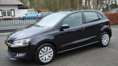 Zwart, metallic lak Gebruikt 2012 VW Polo Comfortline Hatchback | € 4.200 (Eerlijke prijs)