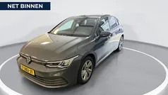 Grijs Gebruikt 2023 VW Golf VIII Life Hatchback | € 21.880 (Goede deal)