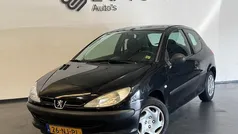 Zwart Gebruikt 2003 Peugeot 206 Hatchback | € 999 (Eerlijke prijs)