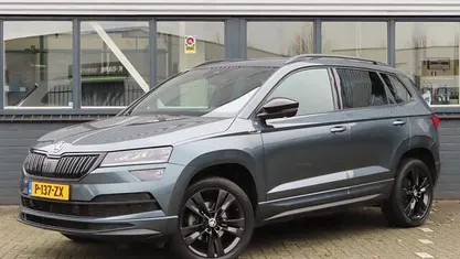 Grijs Gebruikt 2019 Skoda Karoq Business Line SUV | € 26.450 (Eerlijke prijs)