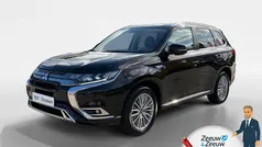 Gebruikt 2021 Mitsubishi Outlander P-HEV Intense+ SUV | € 27.935 (Eerlijke prijs)