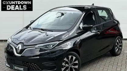 Zwart Gebruikt 2023 Renault Zoe Evolution Hatchback | € 19.745 (Eerlijke prijs)