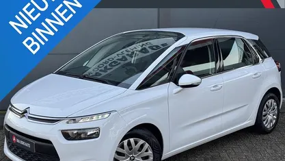 Wit Occasion 2015 Citroën C4 Picasso PureTech MPV | € 6.890 (Eerlijke prijs)