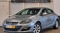 Grijs Gebruikt 2014 Opel Astra Business Hatchback | € 6.795 (Eerlijke prijs)