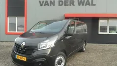 Zwart Gebruikt 2015 Renault Trafic Komfort Van | € 10.999 (Eerlijke prijs)