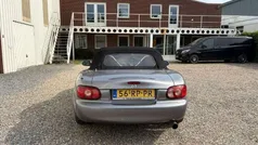 Gebruikt 2005 Mazda MX5 Dynamic Cabriolet | € 5.799 (Eerlijke prijs)