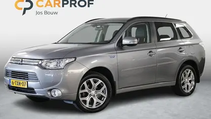 Occasion Mitsubishi Outlander P-HEV Edition 2014 Grijs SUV