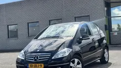 Zwart Gebruikt 2009 Mercedes A150 Avantgarde MPV | € 3.499 (Eerlijke prijs)
