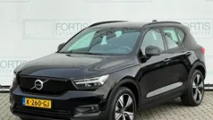 Zwart Gebruikt 2020 Volvo XC40 R-Design SUV | € 29.900 (Eerlijke prijs)