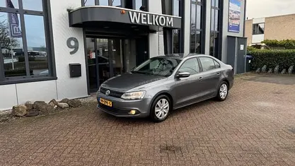 Occasion VW Jetta 105 PK (77 kW) 2013 Grijs Sedan