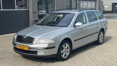 Grijs Gebruikt 2008 Skoda Octavia Classic Stationwagen | € 3.850 (Iets duurder)