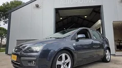 Gebruikt 2006 Ford Focus Futura Hatchback | € 2.199 (Eerlijke prijs)