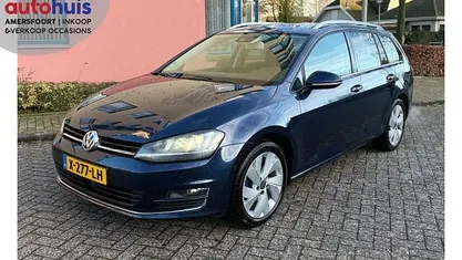 Blauw (metallic) Occasion 2014 VW Golf VII Highline Stationwagen | € 9.249 (Eerlijke prijs)