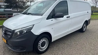 Gebruikt 2021 Mercedes Vito Van | € 22.500 (Eerlijke prijs)