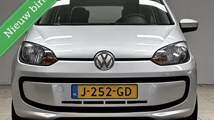 Gebruikt 2014 VW up! Groove Hatchback | € 6.795 (Goede deal)