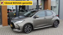Grijs Gebruikt 2021 Toyota Yaris Hybrid Business Edition Hatchback | € 19.490 (Eerlijke prijs)