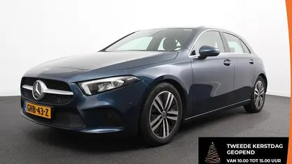 Blauw Gebruikt 2022 Mercedes A200 Progressive Hatchback | € 28.990 (Eerlijke prijs)