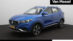 Blauw Gebruikt 2020 MG ZS Luxury Sedan | € 11.777 (Goede deal)