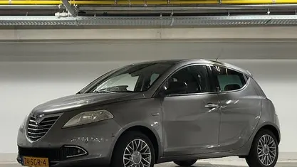 Grijs Gebruikt 2011 Lancia Ypsilon Hatchback | € 5.950 (Goede deal)