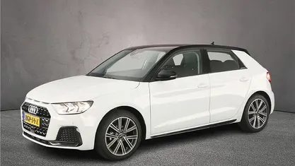 Wit Occasion 2025 Audi A1 Sportback Hatchback | € 27.900 (Eerlijke prijs)