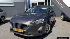 Grijs Gebruikt 2020 Ford Focus Business Edition Hatchback | € 11.995 (Goede deal)