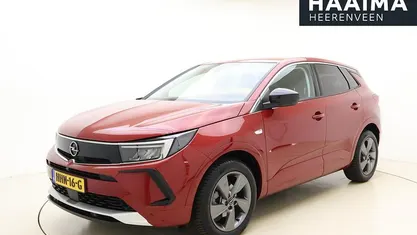 Rood Occasion 2024 Opel Grandland X SUV | € 29.645 (Eerlijke prijs)