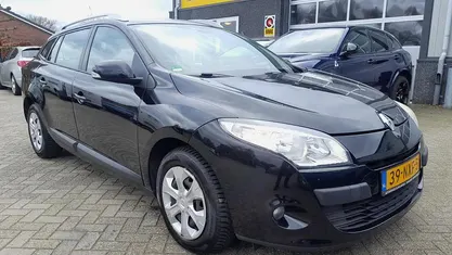 Occasion Renault Mégane GrandTour Expression 131 PK (96 kW) 2011 Zwart Stationwagen