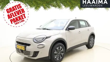 Grijs, metallic lak Gebruikt 2025 Fiat 600 Urban SUV | € 27.450 (Super prijs)