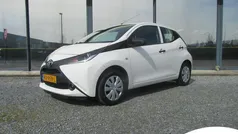 Wit Gebruikt 2018 Toyota Aygo Hatchback | € 9.450 (Eerlijke prijs)