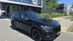 Zwart Gebruikt 2020 BMW X1 Executive SUV | € 28.950 (Eerlijke prijs)